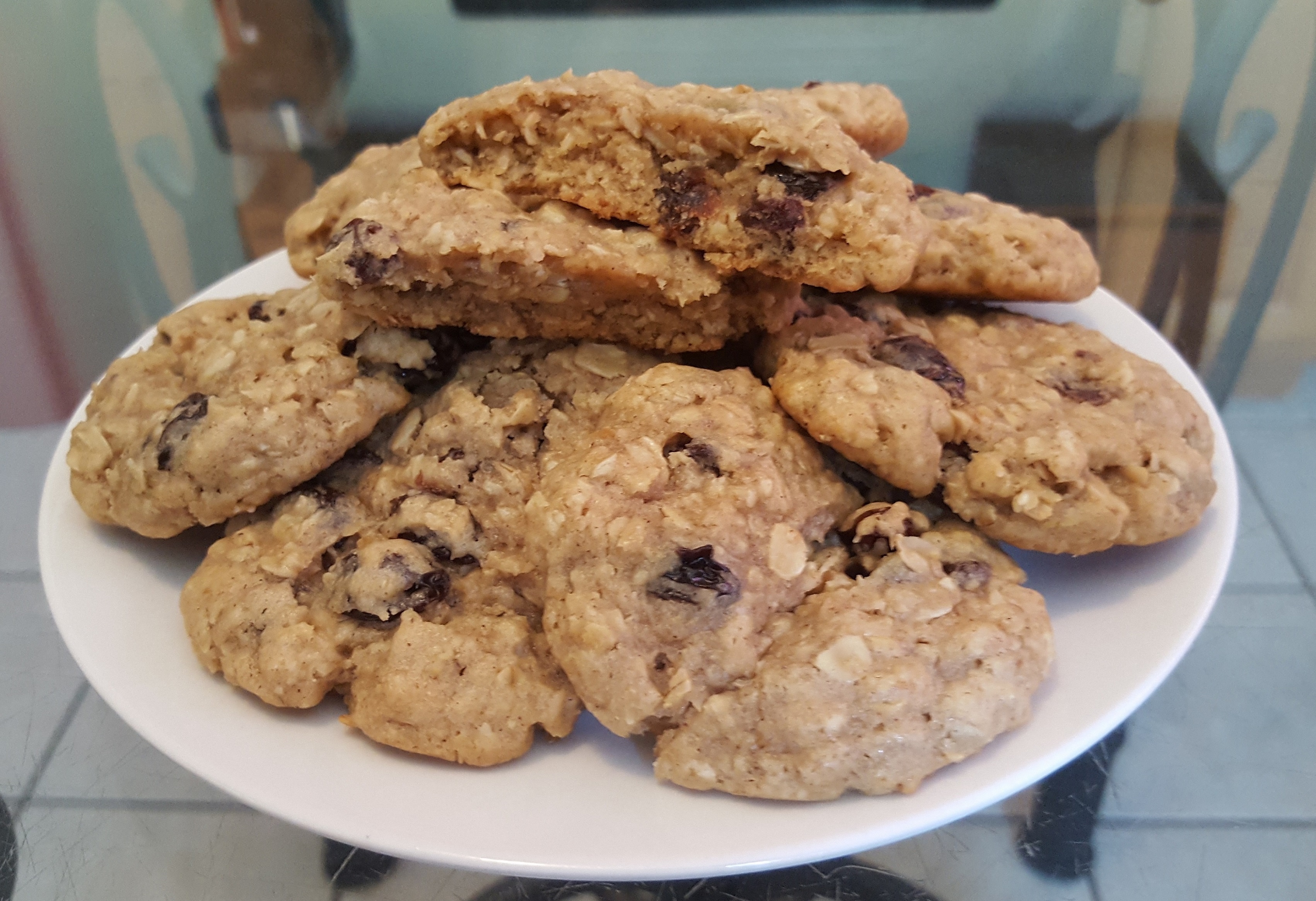 oatmeal raisin cookies recipe with chia seeds
